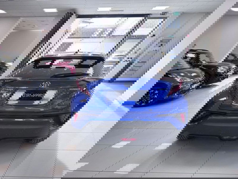 Toyota Toyota C-HR usata a Prato (5)