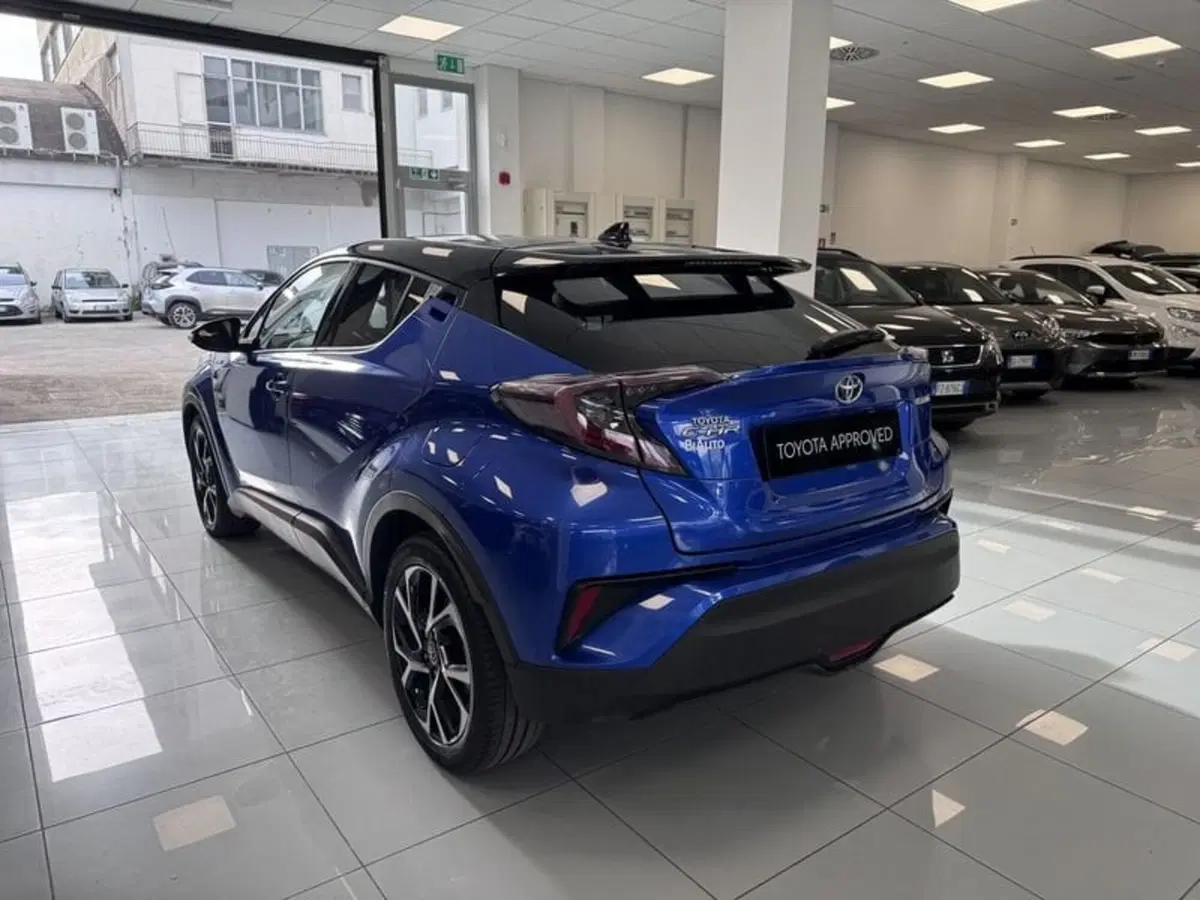 Toyota Toyota C-HR usata a Prato (6)