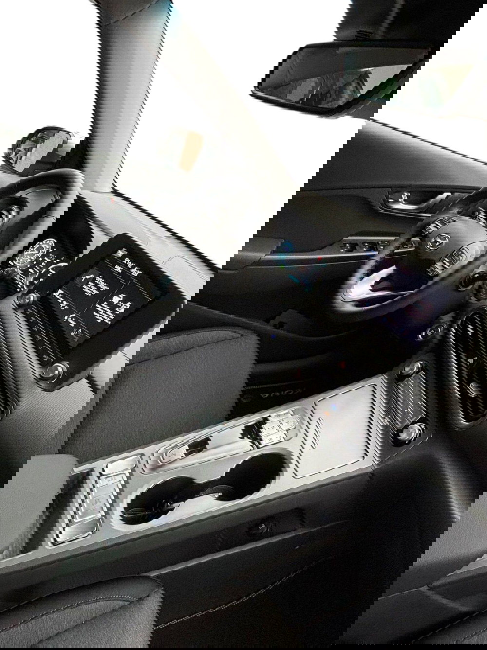 Hyundai Kona nuova a Torino (12)