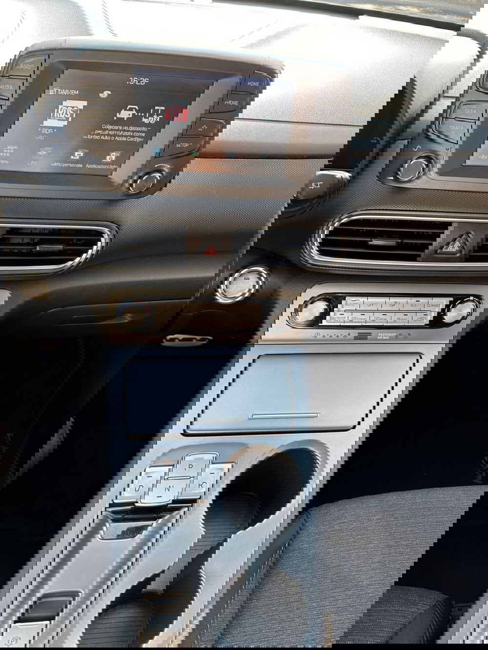 Hyundai Kona usata a Torino (10)