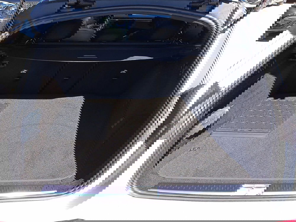 Mercedes-Benz Classe E Station Wagon nuova a Alessandria (14)