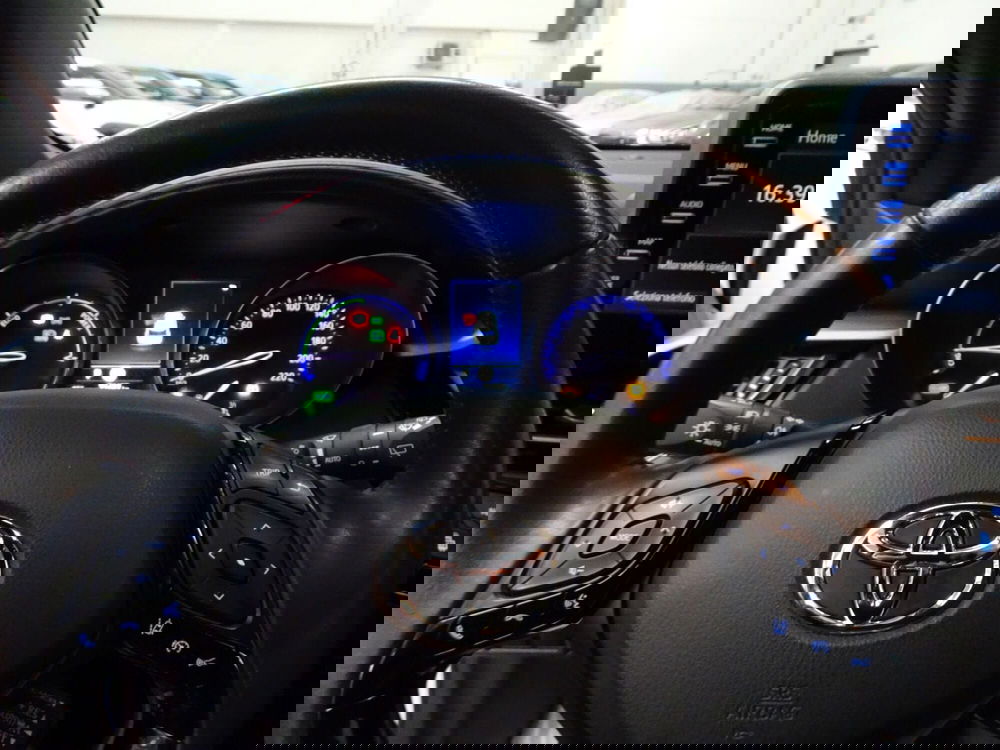 Toyota Toyota C-HR usata a Treviso (14)