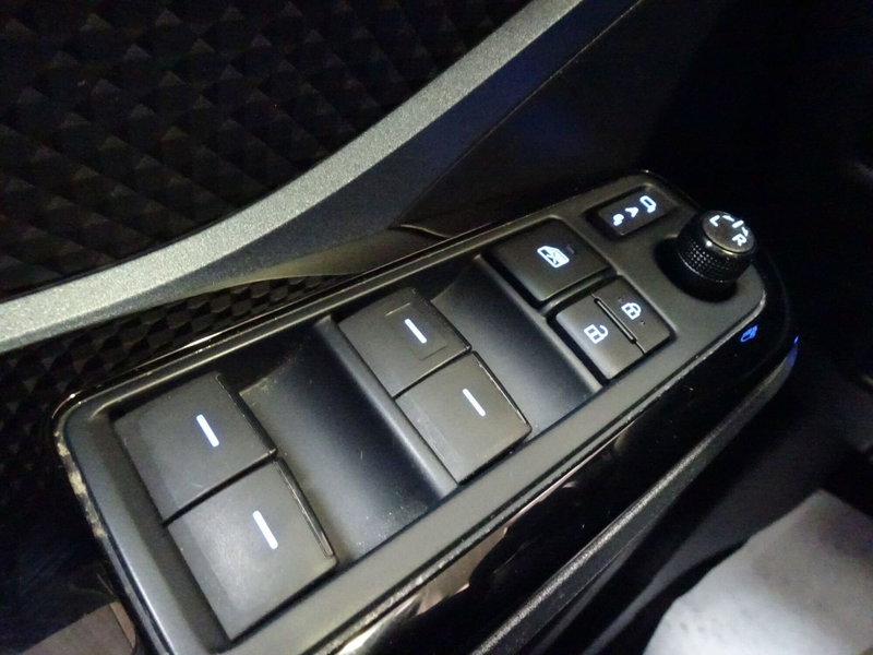 Toyota Toyota C-HR usata a Treviso (18)