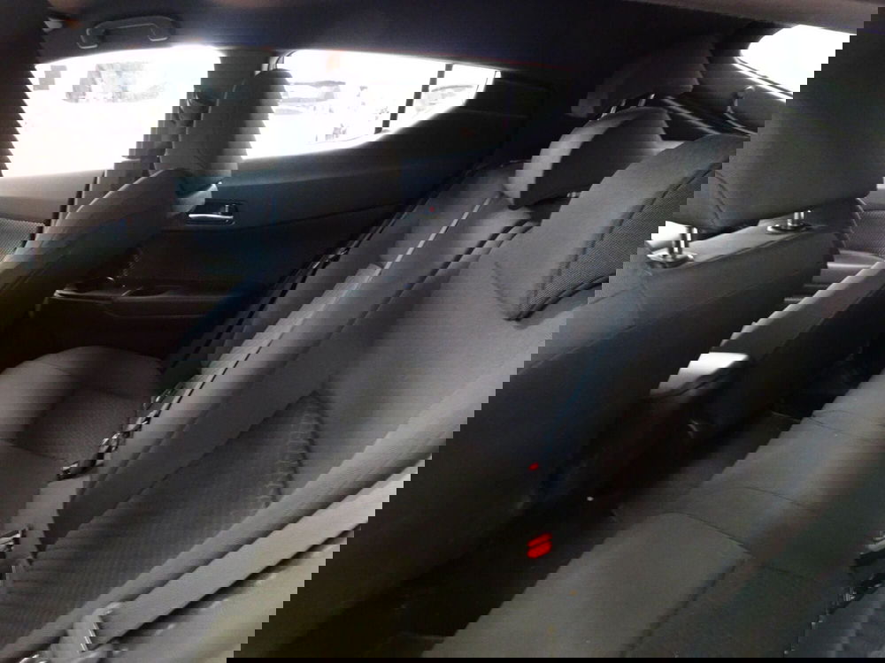 Toyota Toyota C-HR usata a Treviso (11)