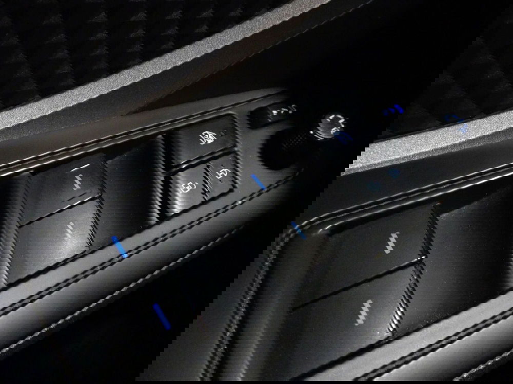 Toyota Toyota C-HR usata a Treviso (17)