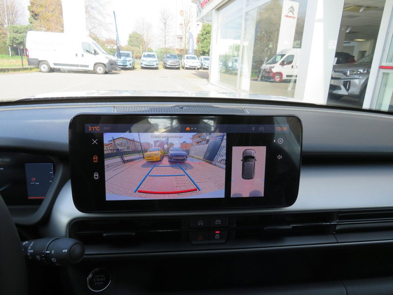 Jeep Avenger nuova a Monza e Brianza (17)