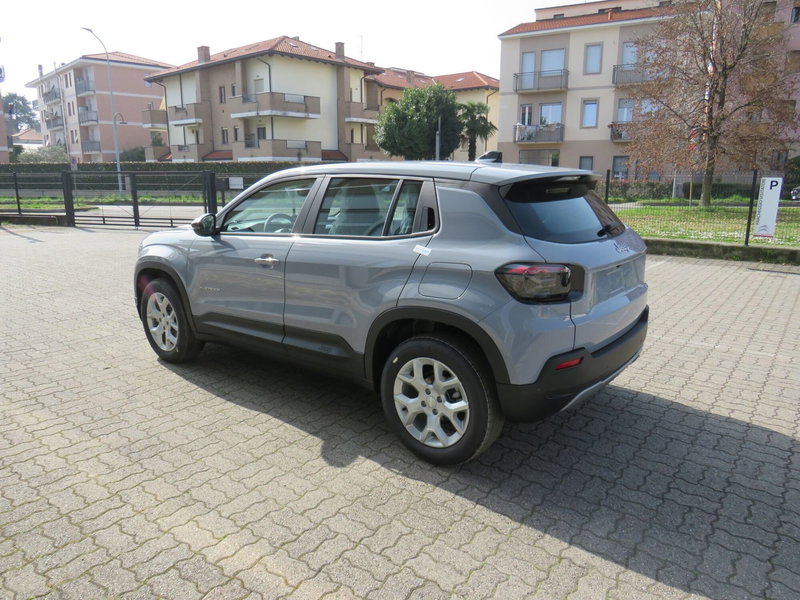 Jeep Avenger nuova a Monza e Brianza (8)