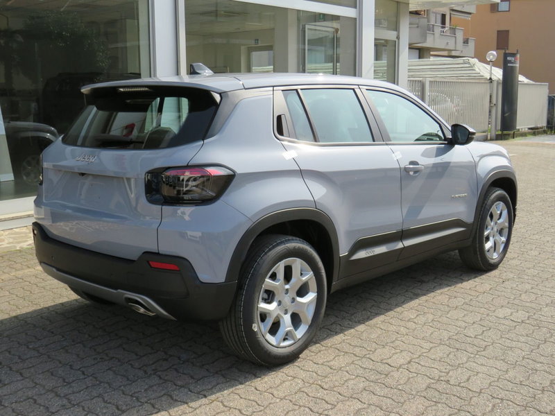 Jeep Avenger nuova a Monza e Brianza (9)