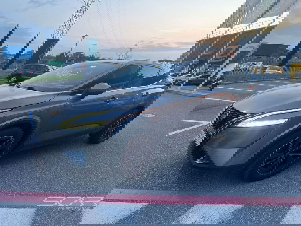 Nissan Qashqai usata a Livorno