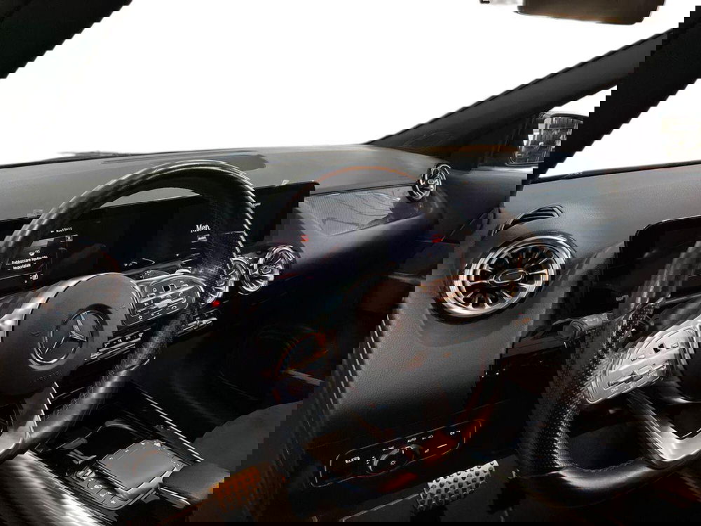 Mercedes-Benz GLA SUV usata a Taranto (8)