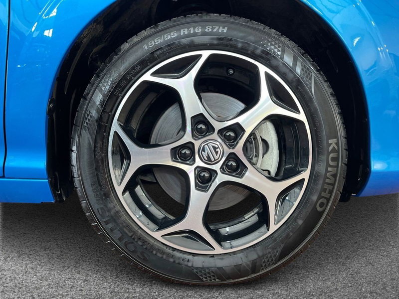 Mg MG3 usata a Taranto (6)