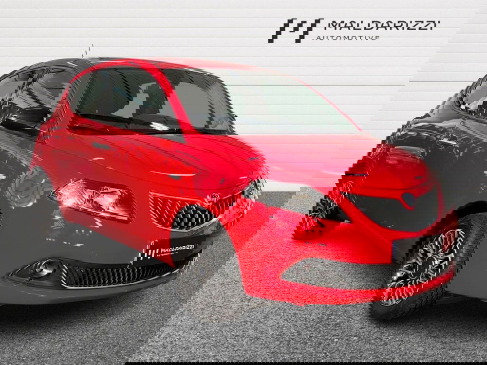 Lancia Ypsilon usata a Bari