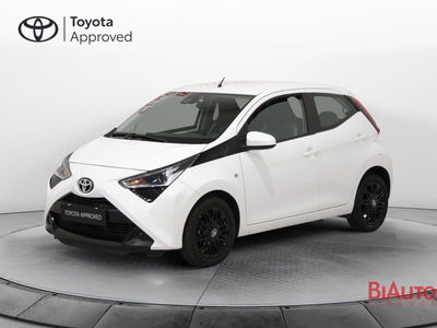 Toyota Aygo 1.0 VVT-i 72 CV 5 porte x-play del 2021 usata a Sesto Fiorentino