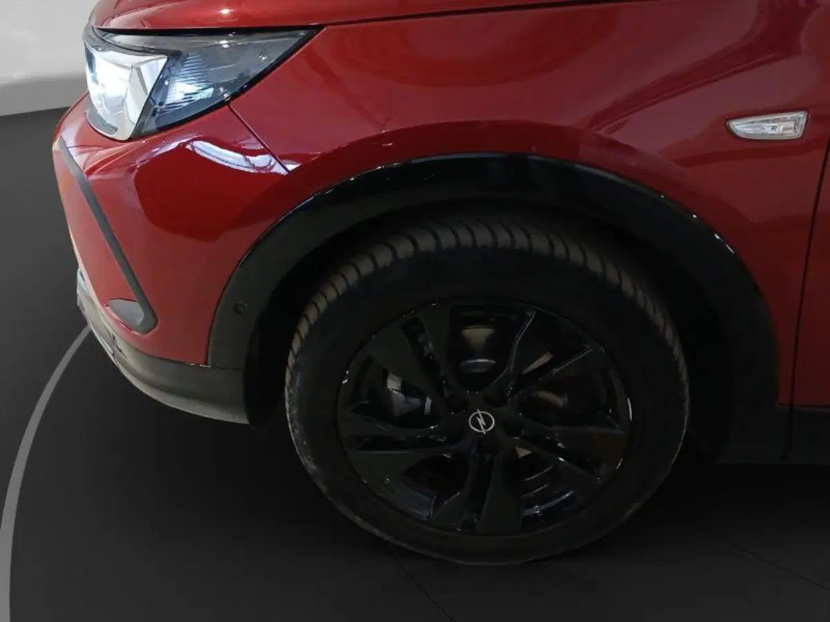 Opel Grandland usata a Genova (18)