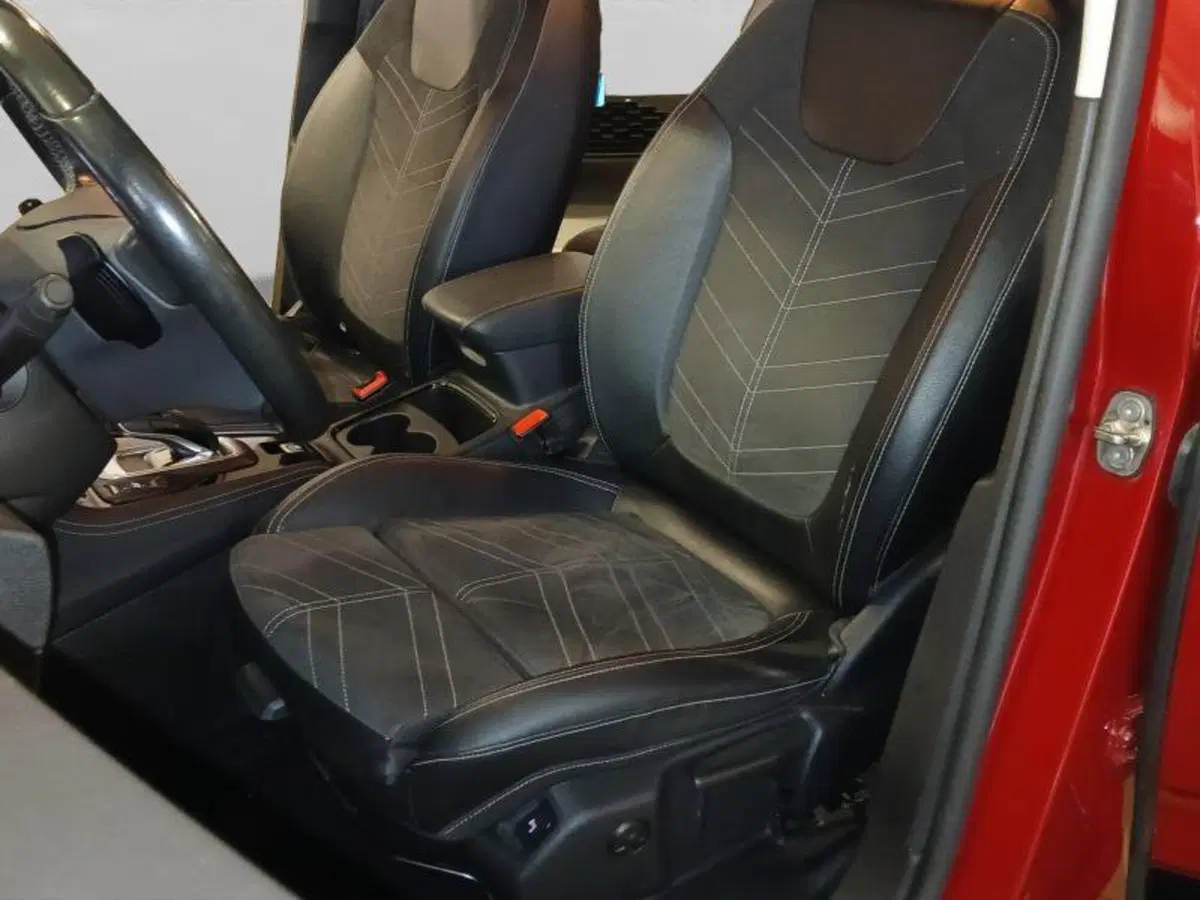Opel Grandland usata a Genova (9)