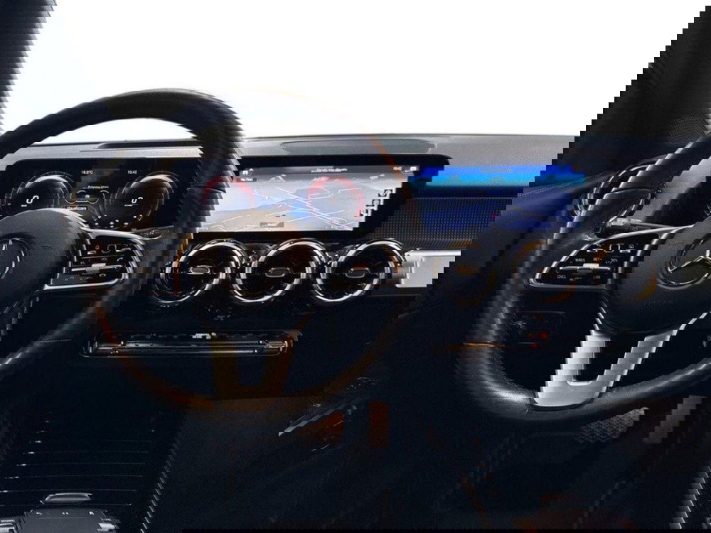 Mercedes-Benz GLB usata a Rimini (11)