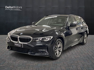 BMW Serie 3 Touring 318d  mhev 48V auto del 2021 usata a Montecosaro