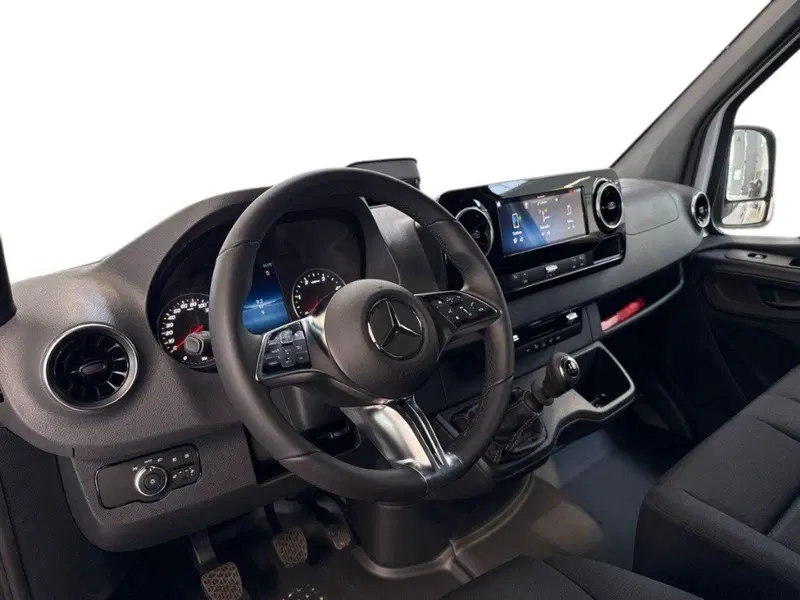 Mercedes-Benz Sprinter nuova a Rimini (10)