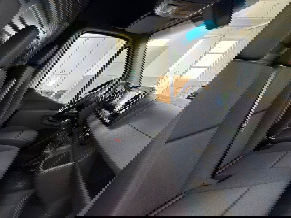 Mercedes-Benz Sprinter nuova a Rimini (14)