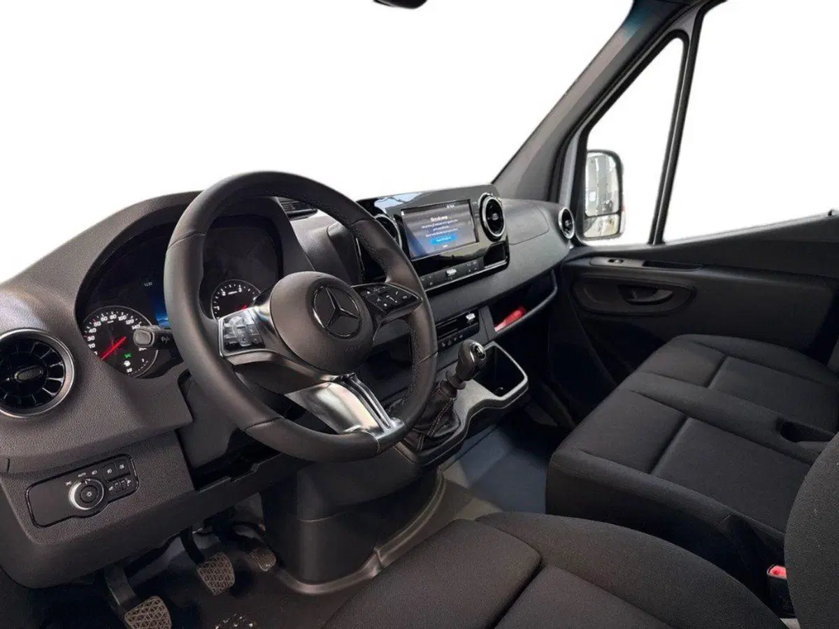 Mercedes-Benz Sprinter nuova a Rimini (16)