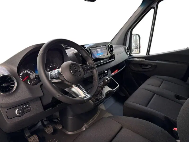 Mercedes-Benz Sprinter nuova a Rimini (16)