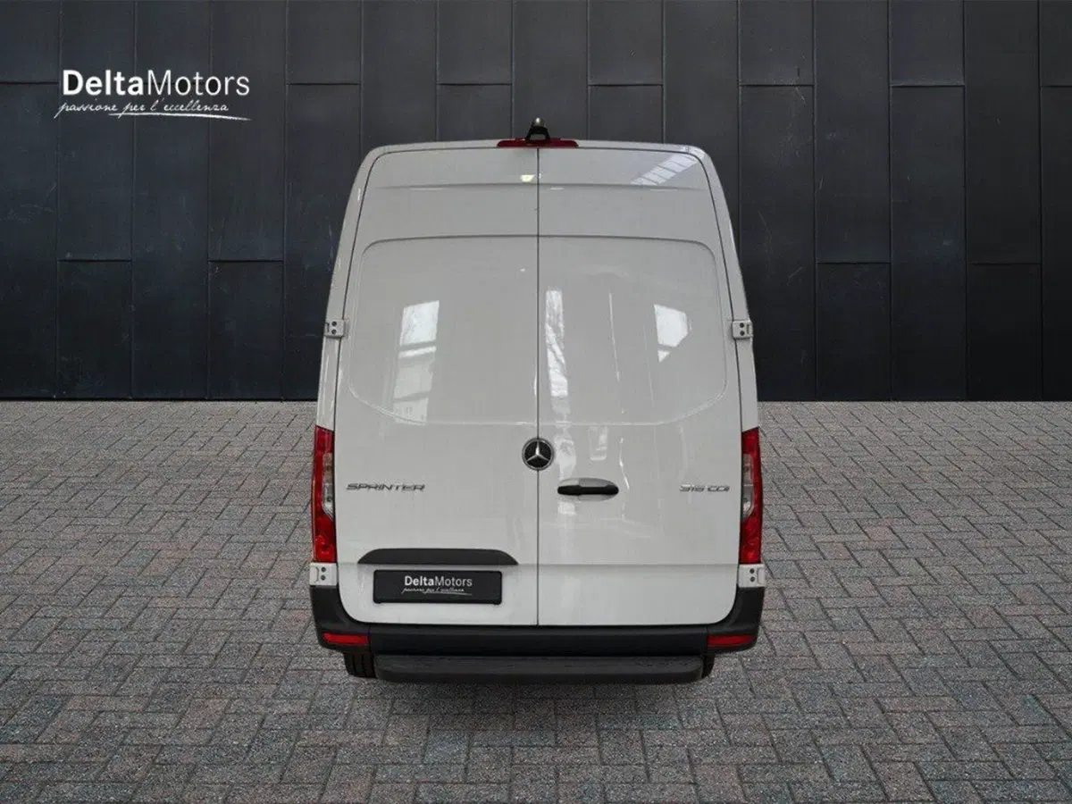 Mercedes-Benz Sprinter nuova a Rimini (4)