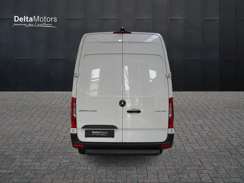 Mercedes-Benz Sprinter nuova a Rimini (4)