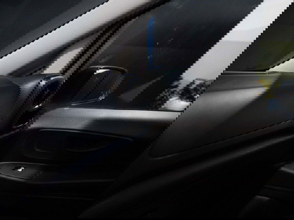 Mercedes-Benz Vito nuova a Ancona (18)