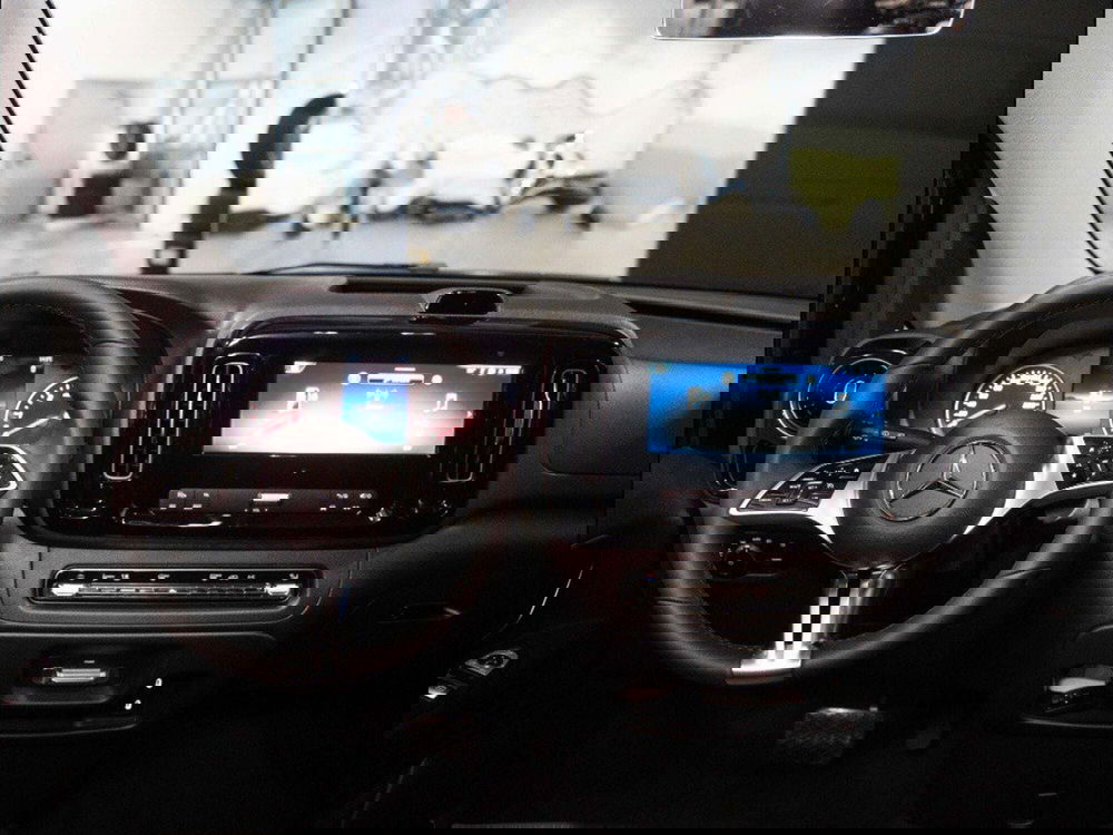 Mercedes-Benz Vito nuova a Ancona (12)