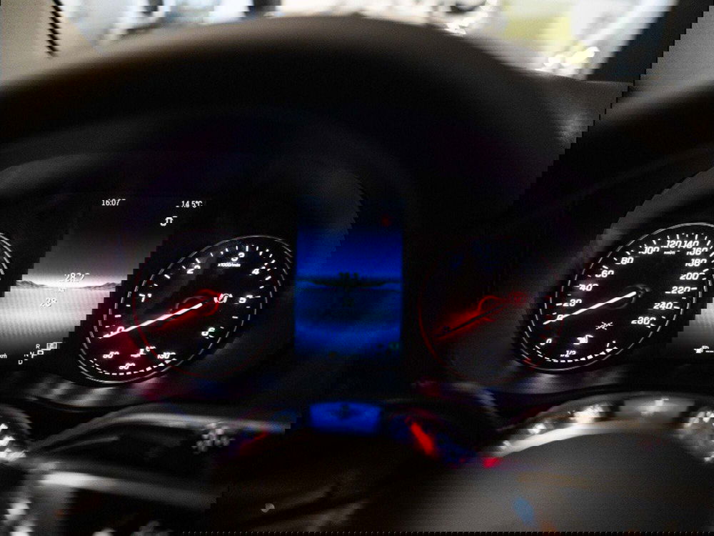 Mercedes-Benz Vito nuova a Ancona (17)