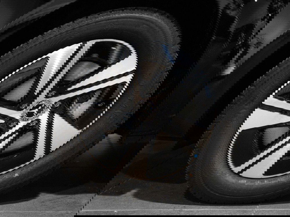 Mercedes-Benz Vito nuova a Ancona (7)