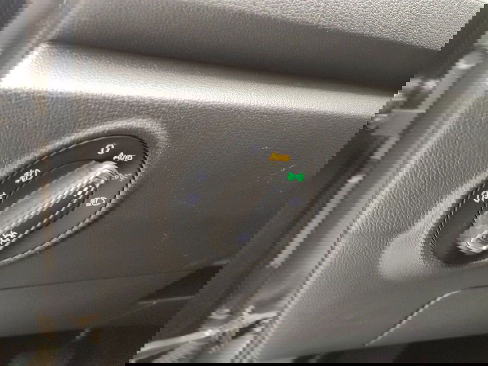 Volkswagen T-Roc usata a Avellino (16)