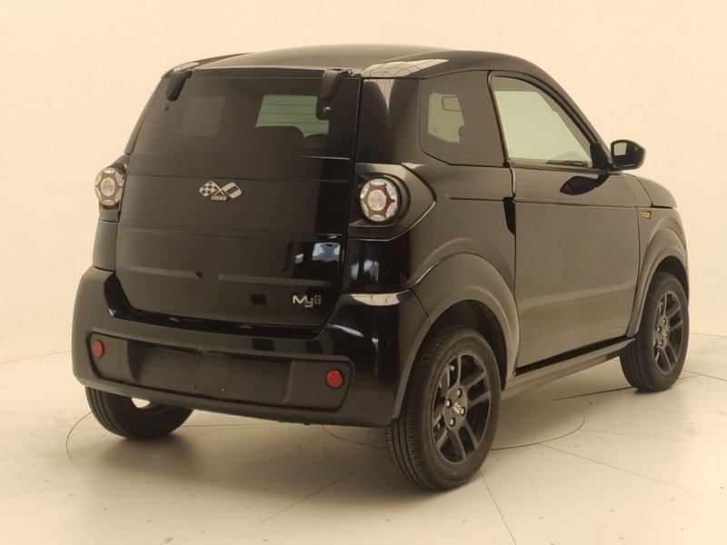 Ligier Myli EV usata a Avellino (7)