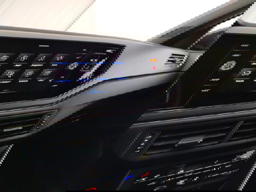 Volkswagen Taigo usata a Massa-Carrara (13)