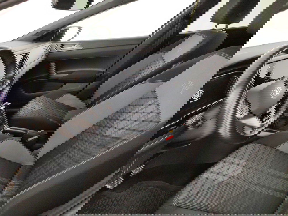 Volkswagen Taigo usata a Massa-Carrara (7)