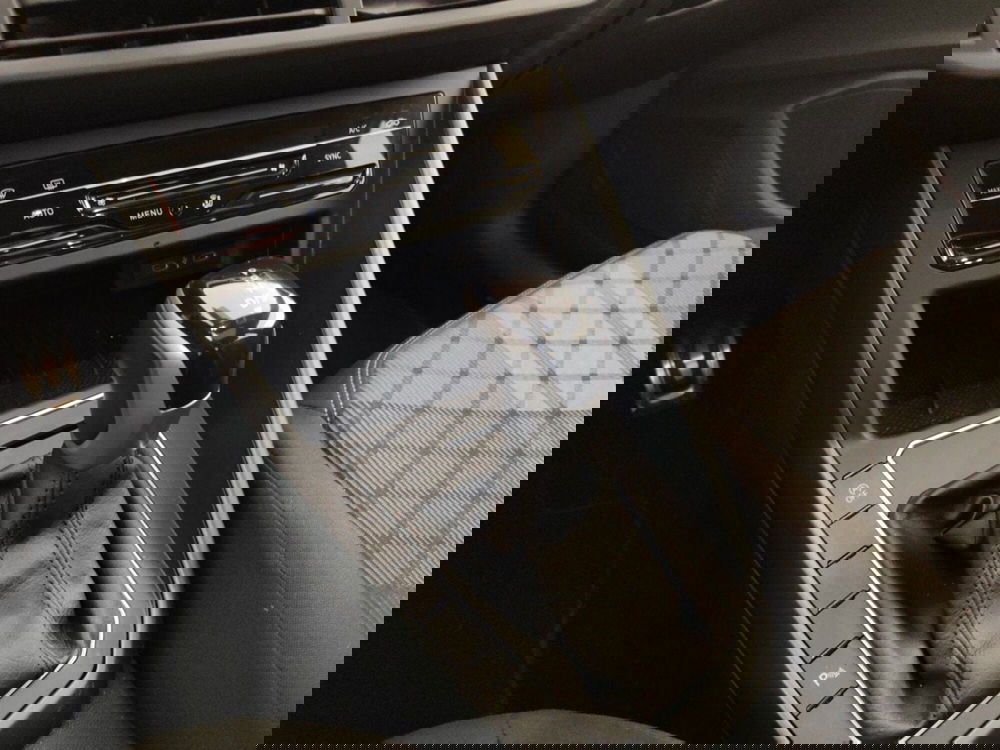 Volkswagen Taigo usata a Massa-Carrara (12)