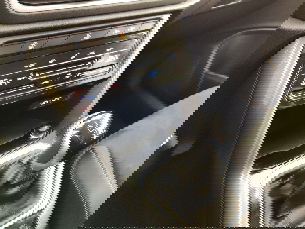 Volkswagen T-Roc usata a Massa-Carrara (11)