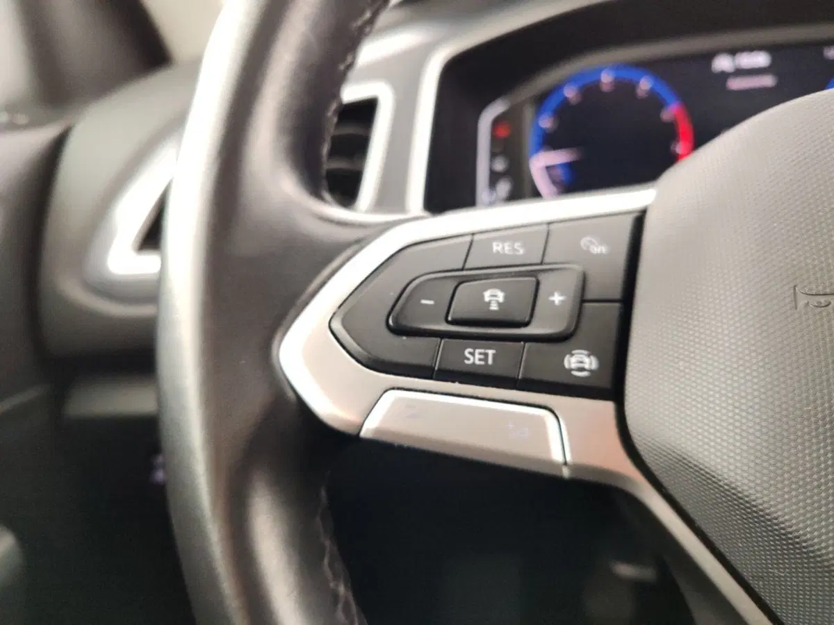 Volkswagen T-Roc usata a Massa-Carrara (14)