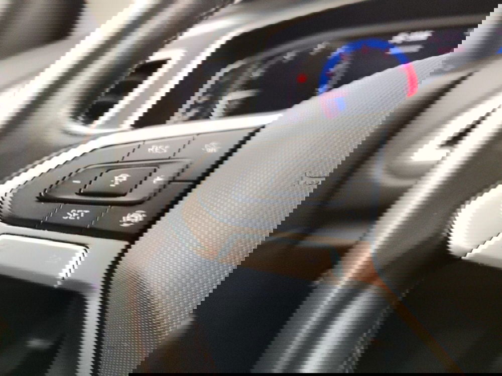 Volkswagen T-Roc usata a Massa-Carrara (14)