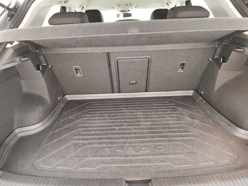 Volkswagen T-Roc usata a Massa-Carrara (16)