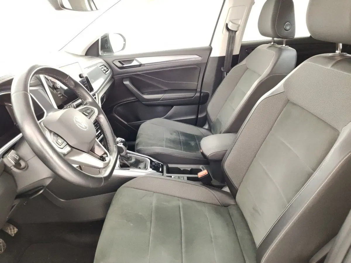 Volkswagen T-Roc usata a Massa-Carrara (7)