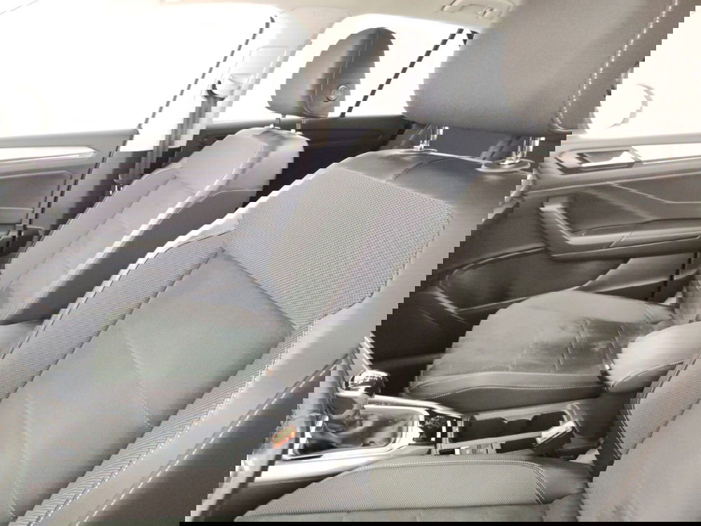 Volkswagen T-Roc usata a Massa-Carrara (9)