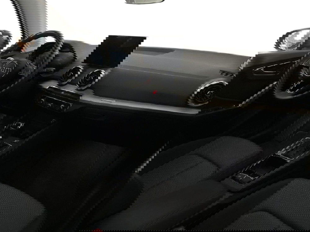 Audi Q2 usata a Napoli (10)