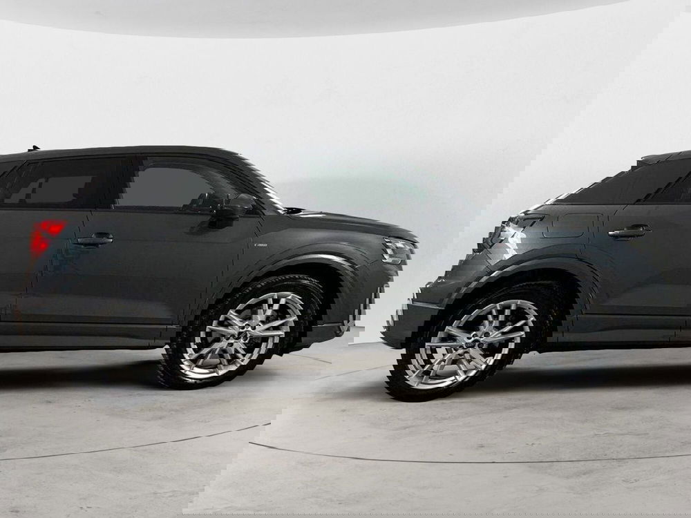 Audi Q2 usata a Napoli (3)