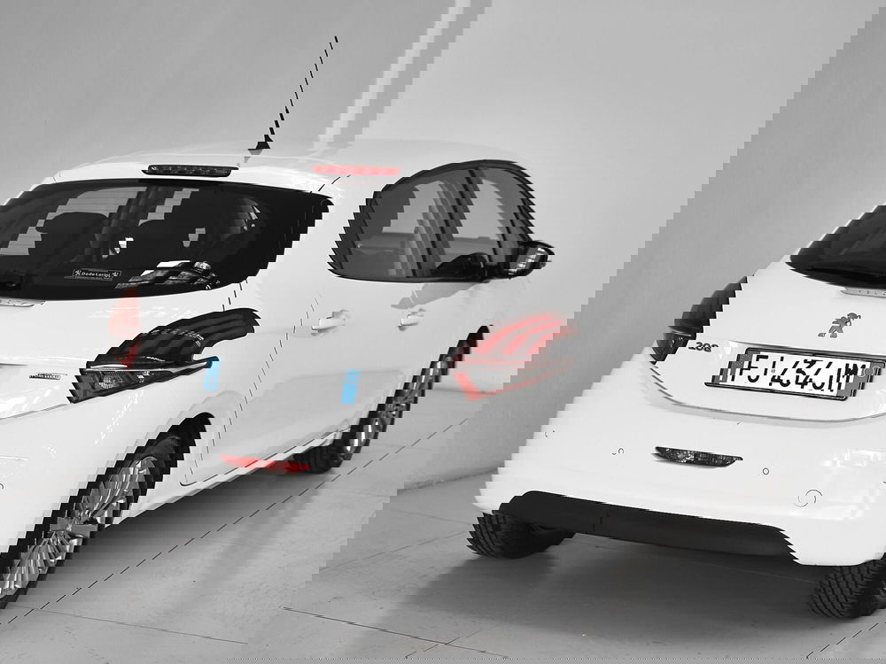 Peugeot 208 usata a Prato (7)