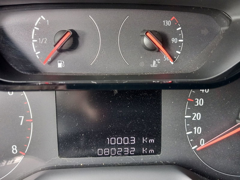 Opel Crossland usata a Lucca (12)