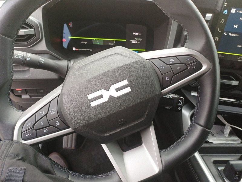 Dacia Bigster usata a Roma (9)