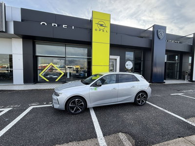 Opel Astra 1.5 Turbo Diesel 130 CV AT8 Business Elegance del 2023 usata a Ceccano