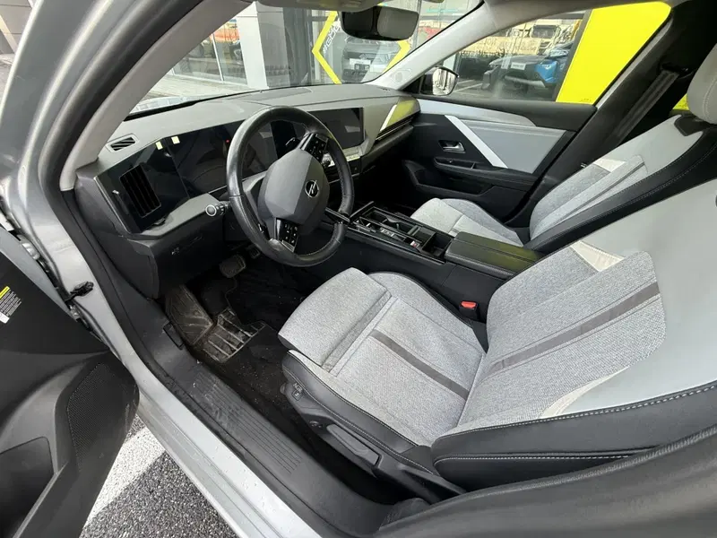 Opel Astra usata a Frosinone (19)