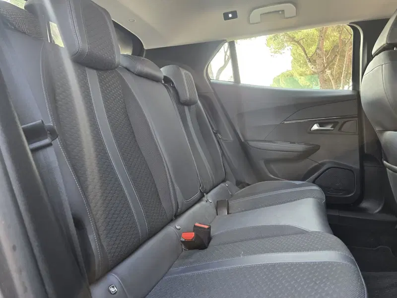Peugeot 2008 usata a Massa-Carrara (11)